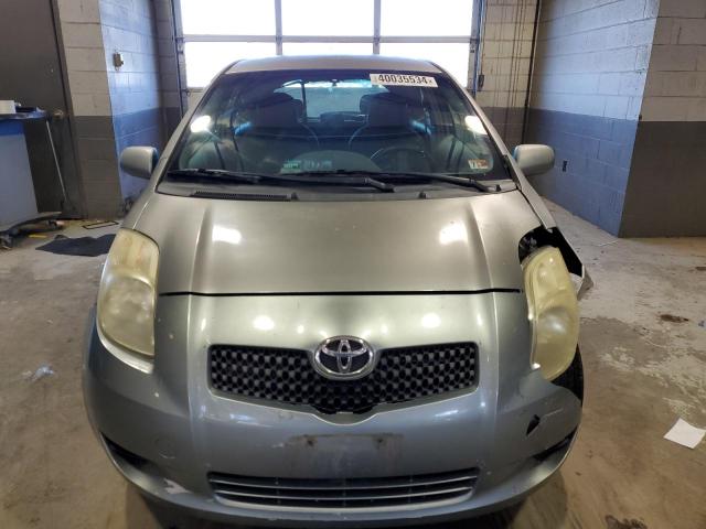 JTDJT923X85148064 - 2008 TOYOTA YARIS SILVER photo 5