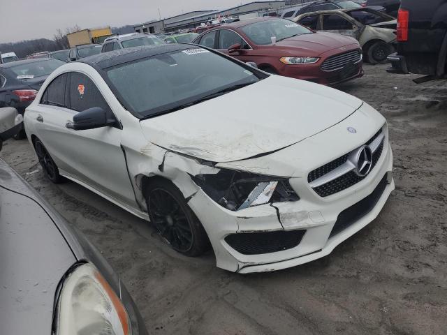 WDDSJ4GB3FN205270 - 2015 MERCEDES-BENZ CLA 250 4MATIC WHITE photo 4