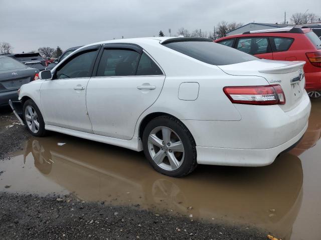 4T1BF3EK2AU553323 - 2010 TOYOTA CAMRY BASE WHITE photo 2