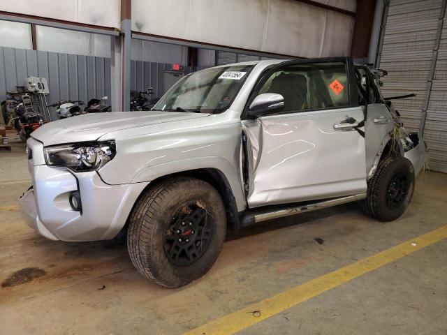 2016 TOYOTA 4RUNNER SR5, 