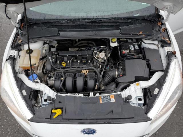 1FADP3F20JL200616 - 2018 FORD FOCUS SE WHITE photo 11