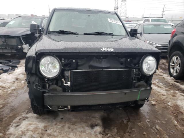 1C4NJRFB5GD618577 - 2016 JEEP PATRIOT LATITUDE BLACK photo 5