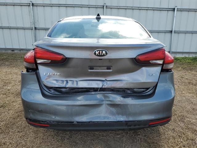 3KPFL4A85JE238156 - 2018 KIA FORTE EX GRAY photo 6