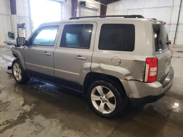 1C4NJRFB0FD324938 - 2015 JEEP PATRIOT LATITUDE SILVER photo 2