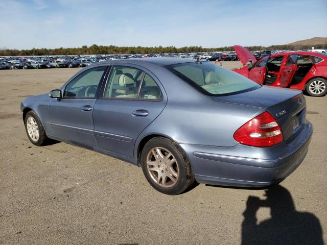 WDBUF82J04X121451 - 2004 MERCEDES-BENZ E 320 4MATIC BLUE photo 2