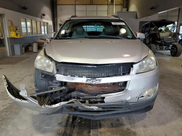 1GNLRHEDXAS114033 - 2010 CHEVROLET TRAVERSE LTZ SILVER photo 5