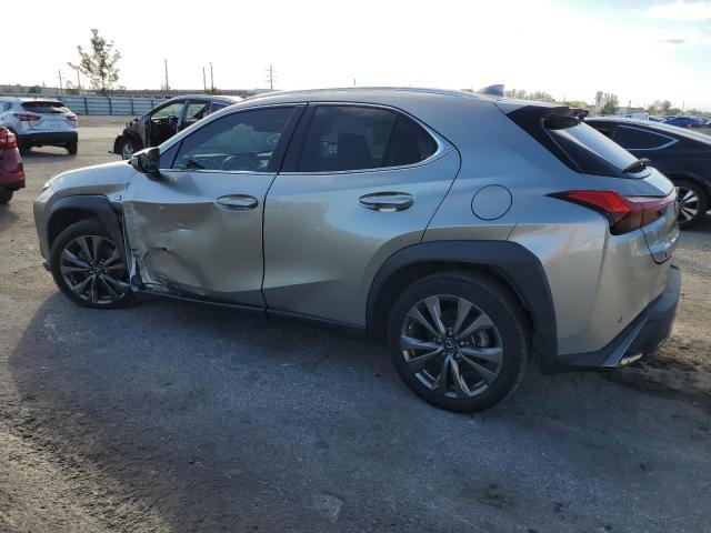 JTHY3JBHXK2004128 - 2019 LEXUS UX 200 SILVER photo 2