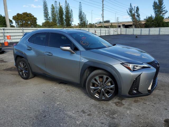 JTHY3JBHXK2004128 - 2019 LEXUS UX 200 SILVER photo 4