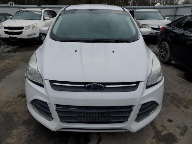 1FMCU9GX1GUC89378 - 2016 FORD ESCAPE SE WHITE photo 5