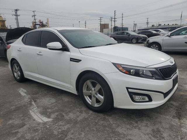 KNAGM4A78F5661533 - 2015 KIA OPTIMA LX WHITE photo 4