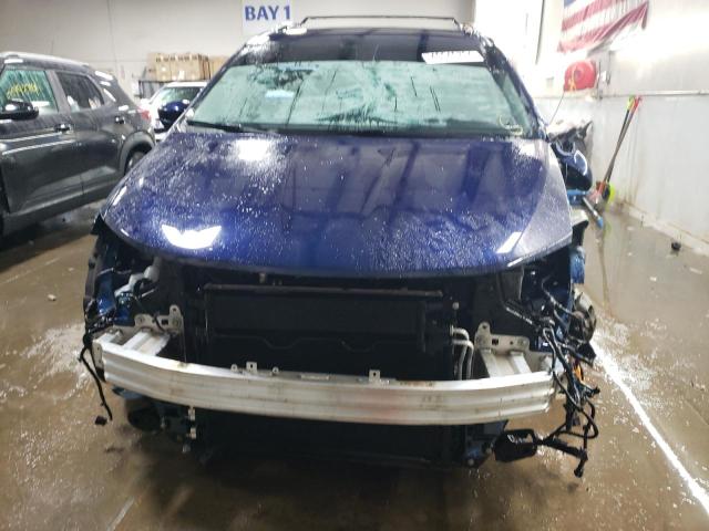 2C4RC1EG2JR356595 - 2018 CHRYSLER PACIFICA TOURING L PLUS BLUE photo 5