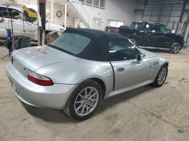 4USCJ3338WLB63467 - 1998 BMW Z3 2.8 SILVER photo 3