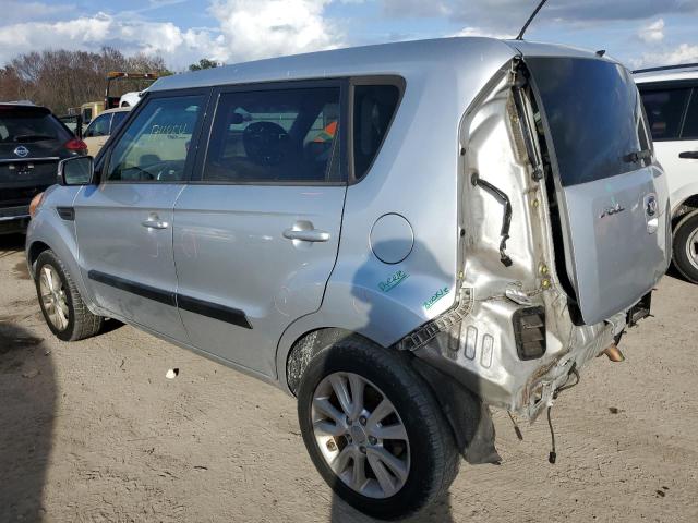 KNDJT2A60D7522411 - 2013 KIA SOUL + SILVER photo 2