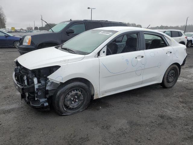 3KPA24AB7KE187916 - 2019 KIA RIO S WHITE photo 1