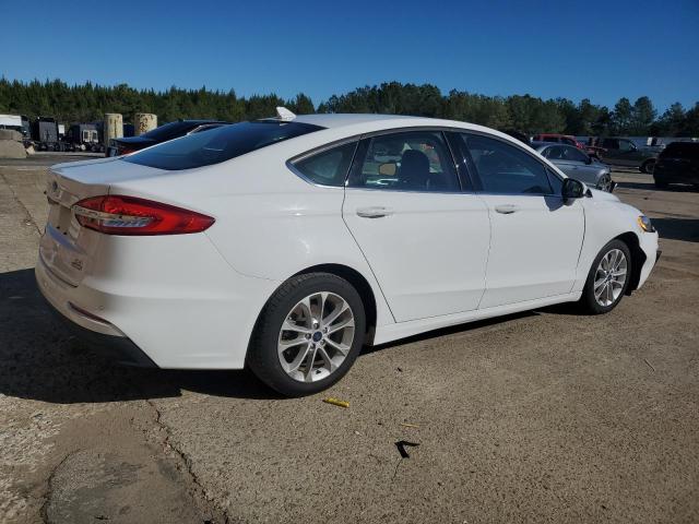 3FA6P0LU4LR265342 - 2020 FORD FUSION SE WHITE photo 3