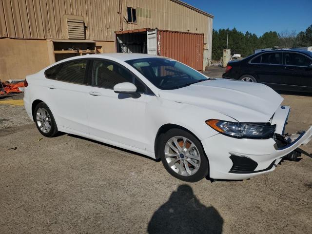 3FA6P0LU4LR265342 - 2020 FORD FUSION SE WHITE photo 4