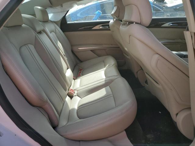 3LN6L2LU5GR632025 - 2016 LINCOLN MKZ HYBRID WHITE photo 10
