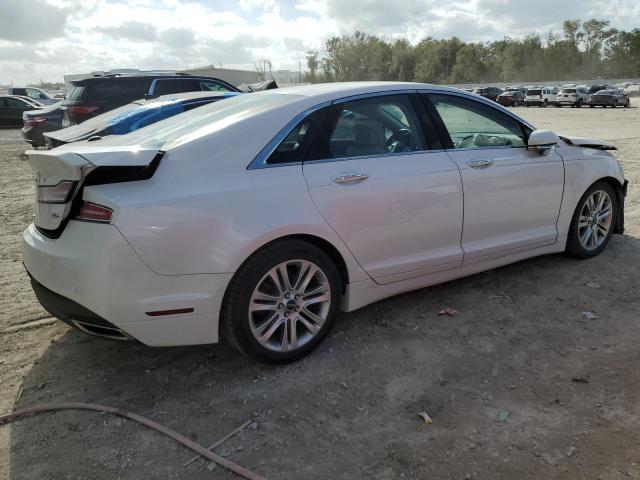 3LN6L2LU5GR632025 - 2016 LINCOLN MKZ HYBRID WHITE photo 3