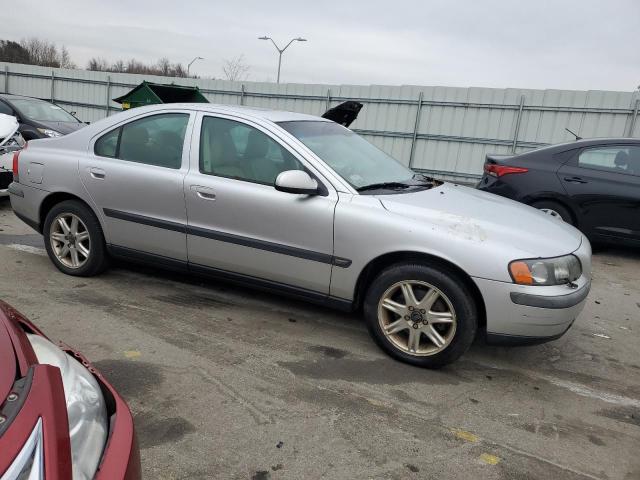 YV1RS61T832240560 - 2003 VOLVO S60 SILVER photo 4