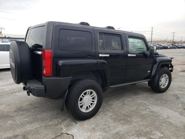 5GTMNGEEXA8121842 - 2010 HUMMER H3 BLACK photo 3