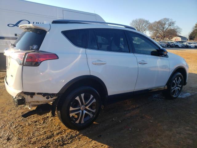 JTMZFREV6JJ179736 - 2018 TOYOTA RAV4 LE WHITE photo 3