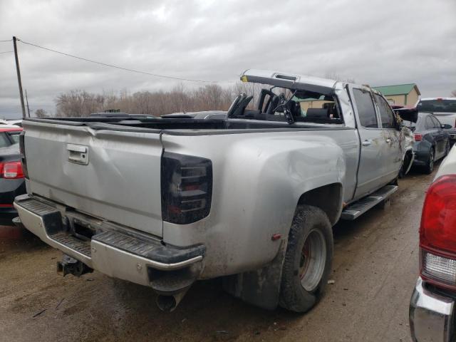 1GT42YEYXJF105250 - 2018 GMC SIERRA K3500 DENALI SILVER photo 3