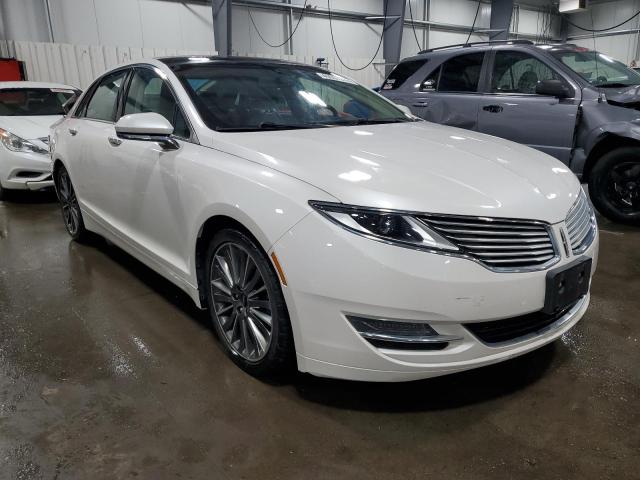 3LN6L2J96FR618521 - 2015 LINCOLN MKZ WHITE photo 4