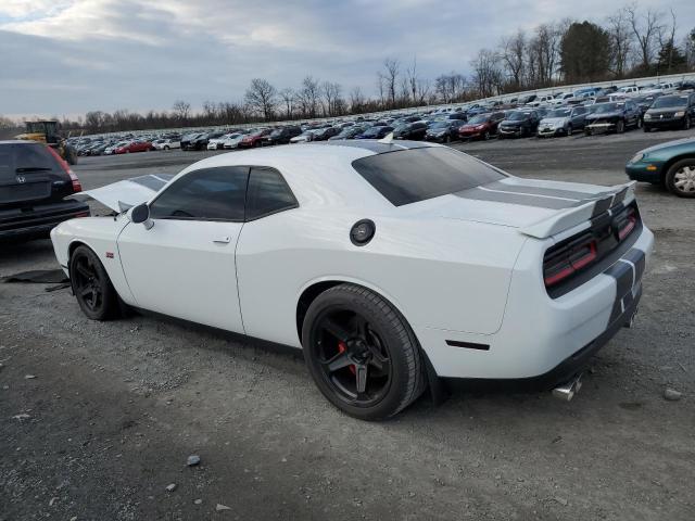 2C3CDZDJ8FH912246 - 2015 DODGE CHALLENGER SRT 392 WHITE photo 2