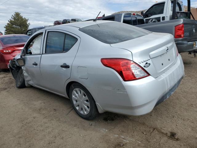 3N1CN7AP7JL856986 - 2018 NISSAN VERSA S SILVER photo 2