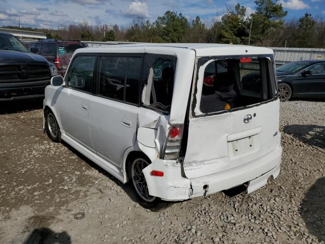 JTLKT324950220279 - 2005 TOYOTA SCION XB WHITE photo 2