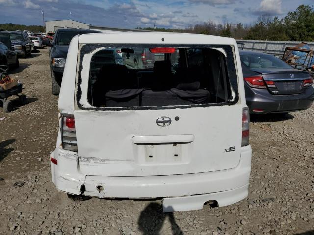 JTLKT324950220279 - 2005 TOYOTA SCION XB WHITE photo 6
