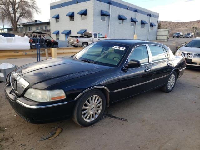 1LNHM81W54Y647313 - 2004 LINCOLN TOWN CAR EXECUTIVE BLACK photo 1