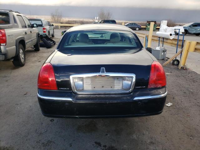 1LNHM81W54Y647313 - 2004 LINCOLN TOWN CAR EXECUTIVE BLACK photo 6
