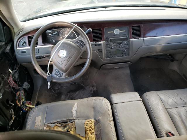 1LNHM81W54Y647313 - 2004 LINCOLN TOWN CAR EXECUTIVE BLACK photo 8