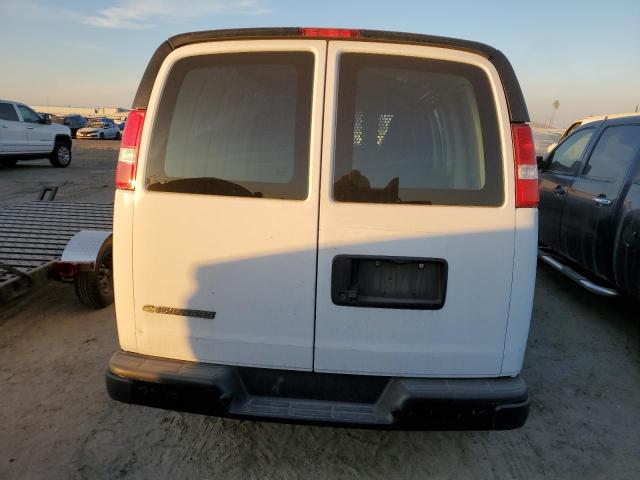 1GCWGAFPXN1220411 - 2022 CHEVROLET EXPRESS G2 WHITE photo 6