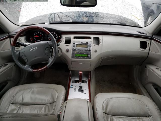 KMHFC46F87A212908 - 2007 HYUNDAI AZERA SE WHITE photo 8