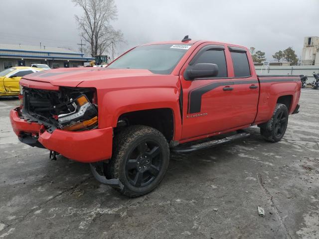 1GCVKPEC8JZ143299 - 2018 CHEVROLET SILVER1500 K1500 CUSTOM RED photo 1