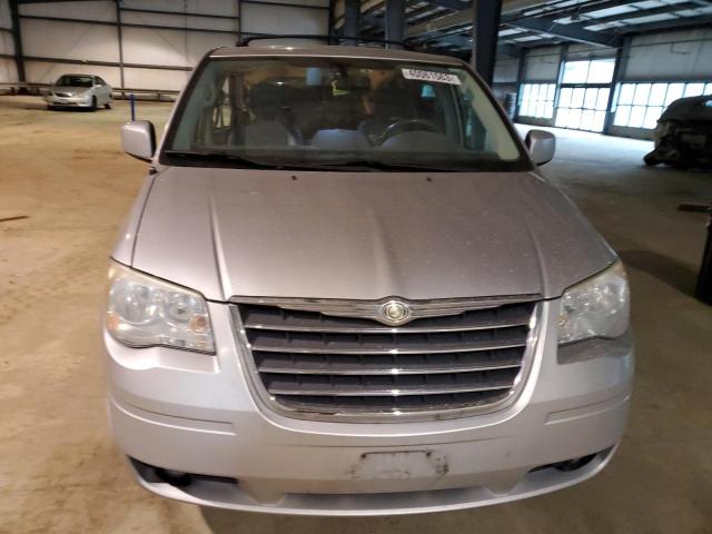 2A4RR5DX8AR136850 - 2010 CHRYSLER TOWN & COU TOURING 银色 照片 5