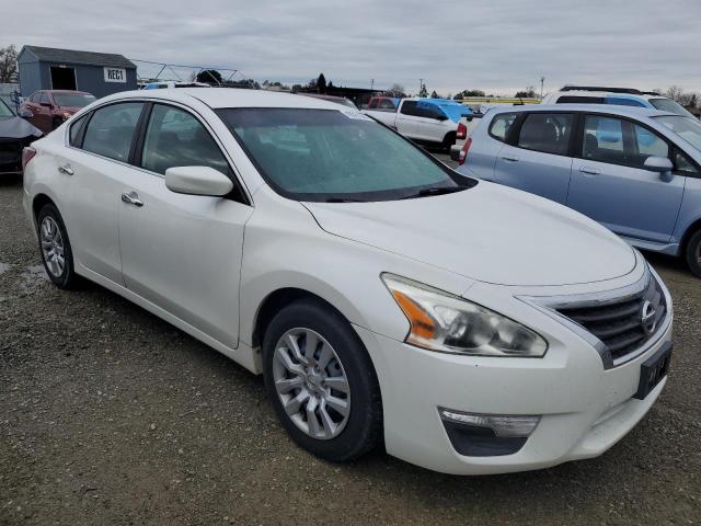 1N4AL3AP8DC209280 - 2013 NISSAN ALTIMA 2.5 WHITE photo 4