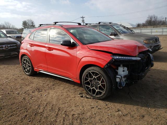 KM8KH3AC9NU003325 - 2022 HYUNDAI KONA N BASE RED photo 4