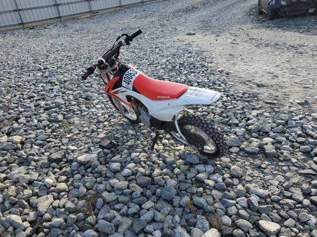 LALJE024XJ3003576 - 2018 HONDA CRF110 F RED photo 3