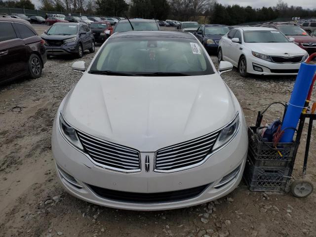 3LN6L2LUXFR606759 - 2015 LINCOLN MKZ HYBRID WHITE photo 5