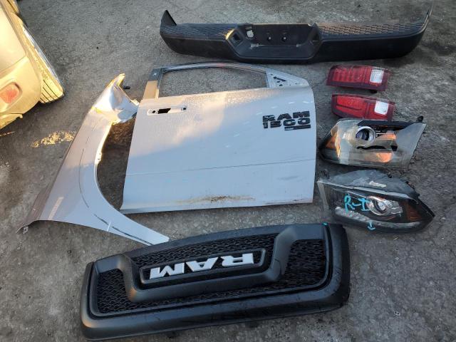 1C6RR6GG0MS541134 - 2021 RAM 1500 CLASS SLT 银色 照片 12