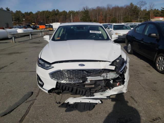 3FA6P0RU7KR220952 - 2019 FORD FUSION TITANIUM WHITE photo 5