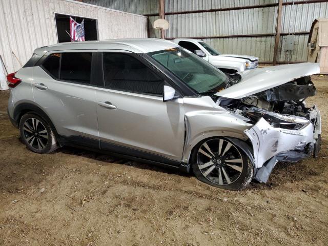 3N1CP5CV3LL517672 - 2020 NISSAN KICKS SV SILVER photo 4