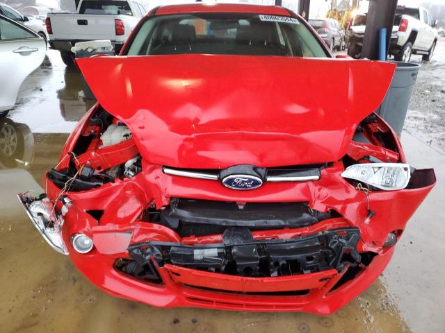 1FAHP3M29CL357763 - 2012 FORD FOCUS SEL RED photo 5