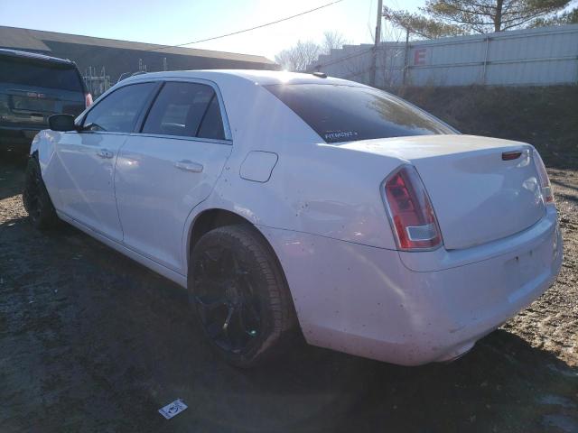 2C3CCAGG0DH615828 - 2013 CHRYSLER 300 S WHITE photo 2