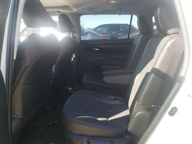 5TDGZRAHXLS513108 - 2020 TOYOTA HIGHLANDER XLE Blanc photo 11