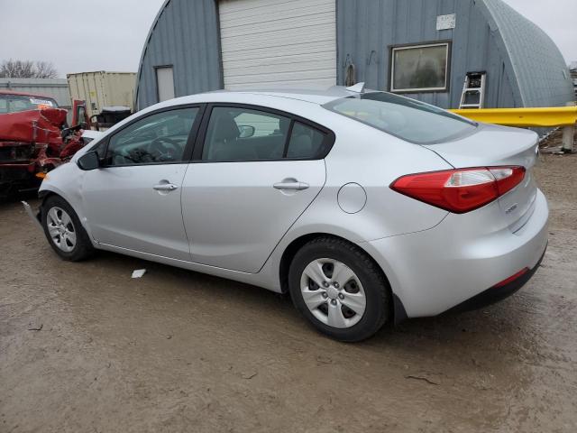 KNAFX4A65G5522696 - 2016 KIA FORTE LX SILVER photo 2