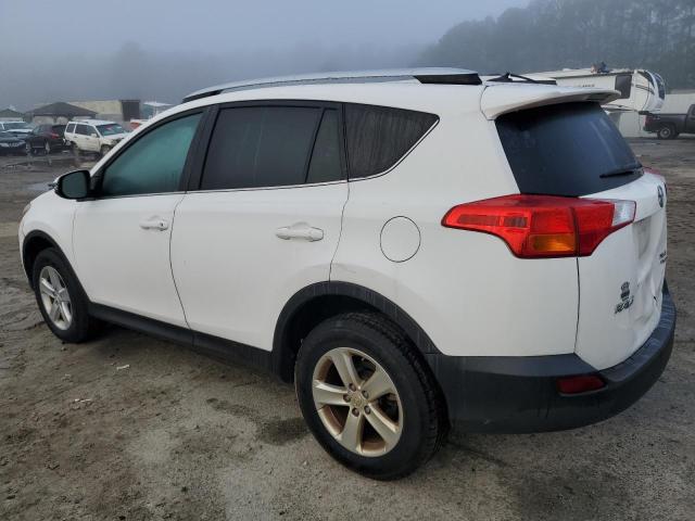 2T3RFREV1DW082353 - 2013 TOYOTA RAV4 XLE WHITE photo 2